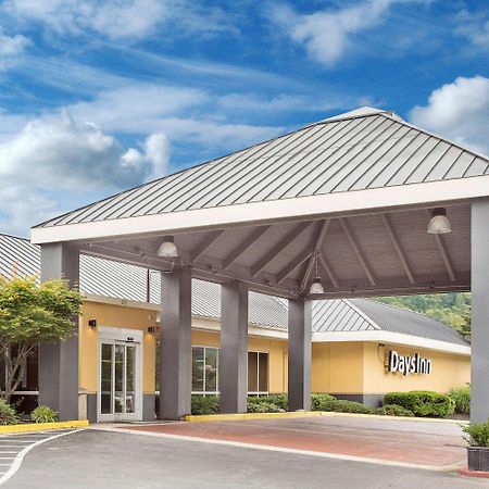 Days Inn By Wyndham Asheville/Mall Kültér fotó